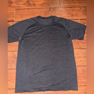 Men's Charcoal Gray Raglan Sleeve Shirt